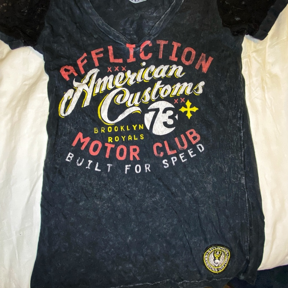Affliction - Size Medium Ladies Short Sleeve
